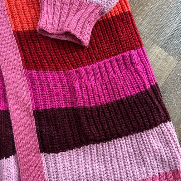 Vibrant Striped Women's Long Cardigan - Picture 4 of 6